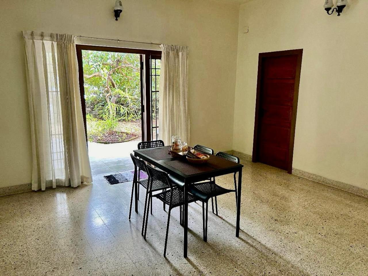 Mango Tree Villa Kochi Extérieur photo